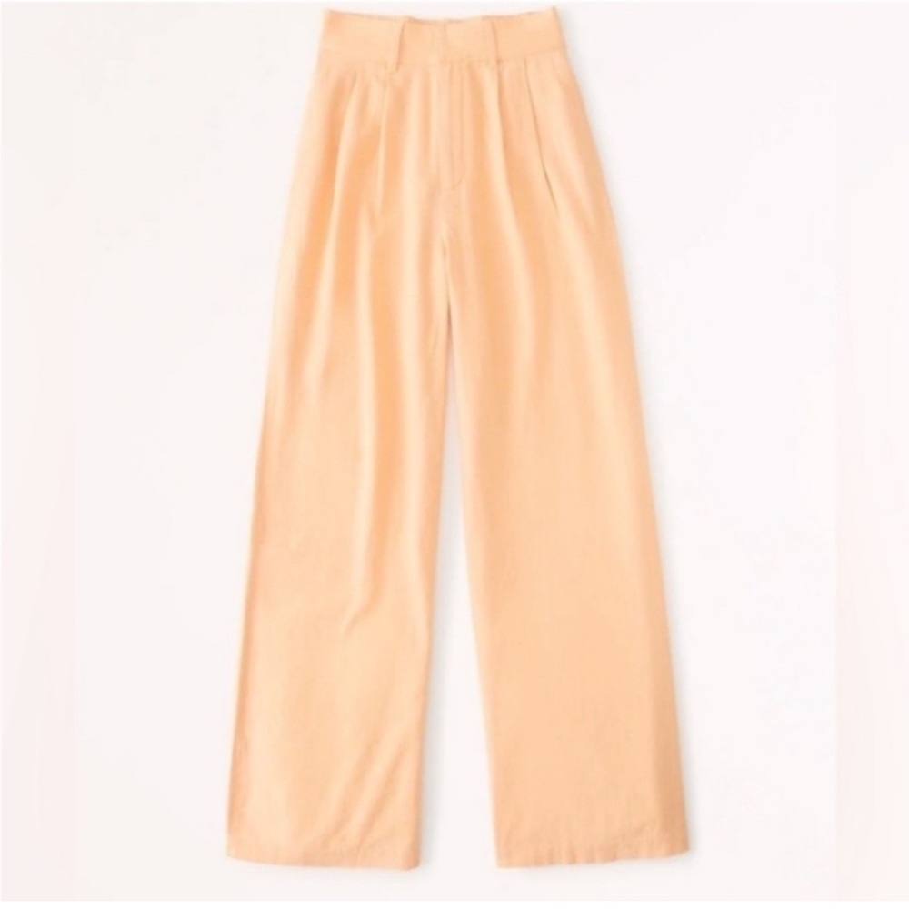 Abercrombie & Fitch Women's Orange Trousers